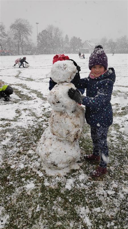 Spiel, Spaß und Bewegung im Schnee