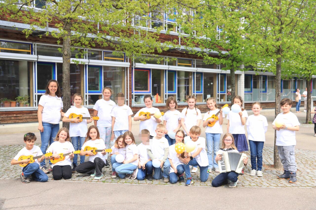 Bericht zum tollen "Ukulelen-Projekt" an unserer Schule