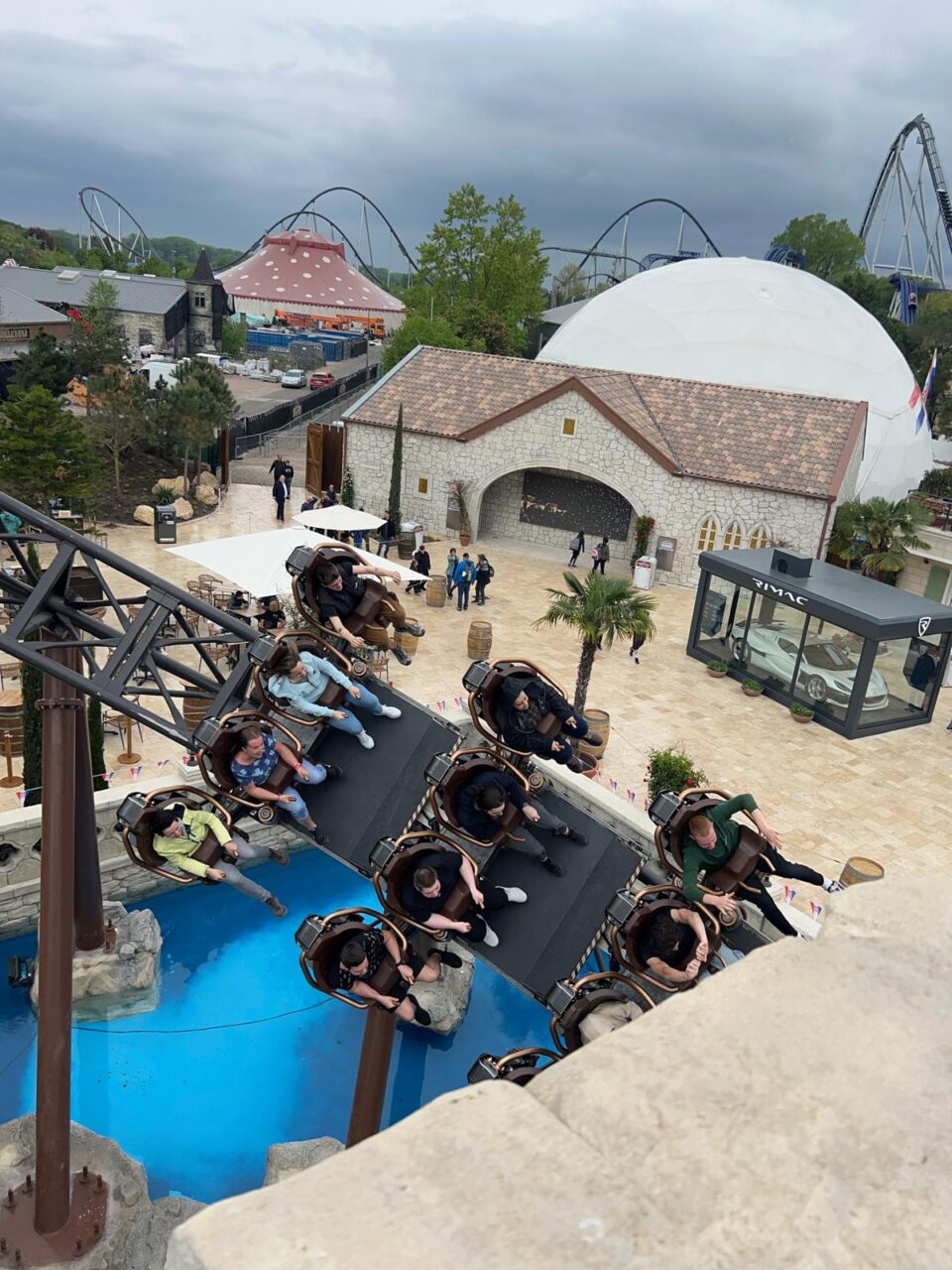 Firnhaberau stürmt den Europapark